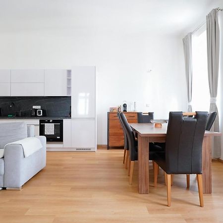 The Dante Prague - Family And Friends Apartments Praga Exterior foto